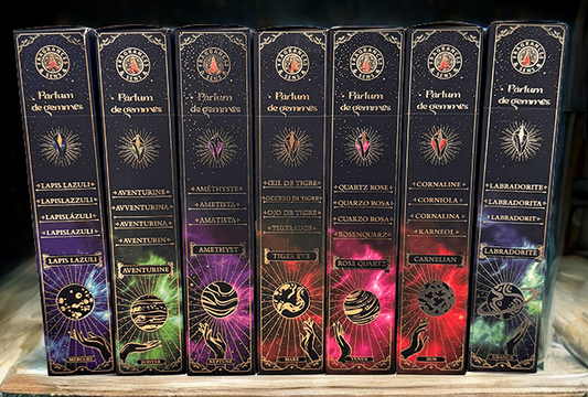 💫 Encens Parfum de Gemmes – L’union parfaite entre la magie des pierres et la pureté des plantes.