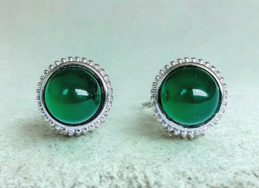 Boucles d’Oreilles Rondes en Chrysoprase Naturelle – Cuivre Blanc – Certifiées – Écrin Inclus